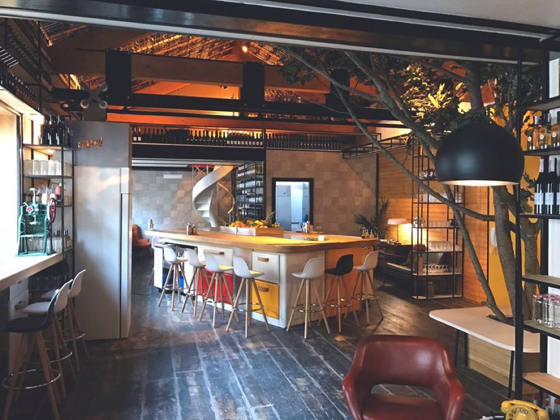 Enjoy Club Milano, bar in Milan.