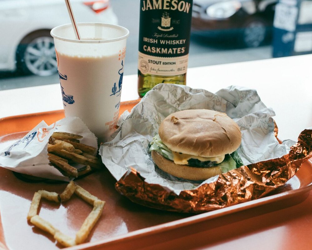 "I’ve been enjoying Lorica with burgers. Lorica is a full-flavored beer, a little bit boozy, with a dry finish. It needs a meal that can stand up for itself! A hamburger, medium-rare, with pickles, onions and a sharp cheese just hits the spot! I also recommend pairing with Jameson Caskmates Stout Edition. Lorica has a gentle note of banana in the nose which pairs nicely with the chocolate/coffee notes I get in Jameson Caskmates Stout Edition. Lorica highlights the big vanilla character derived directly from the Jameson barrels."