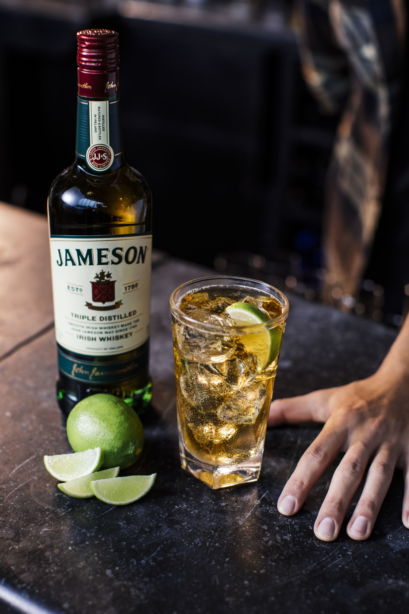 Jameson Irish Whiskey, Ginger Ale & Lime